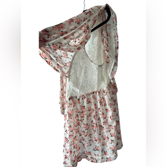 Torrid Sz Large White Pink Floral Ivory Lace Inset Chiffon Blouse Chasing Ditsy - Picture 3 of 7